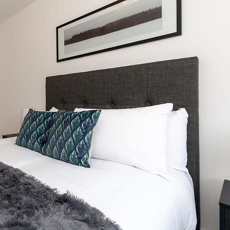 Modern 2 Bedroom Apartment In Wimbledon لندن المظهر الخارجي الصورة
